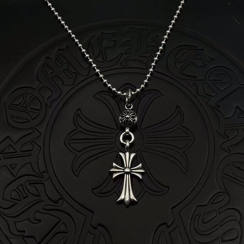 Ch**me He**ts necklaces